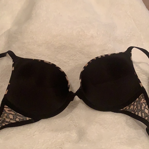 Victoria’s Secret leopard print bra - Picture 9 of 11
